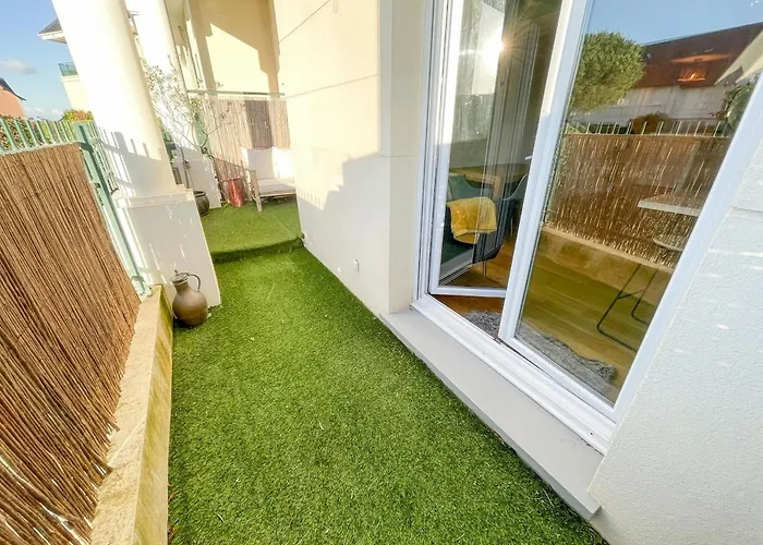 High Standing Swimming Pool 3 Min Away *