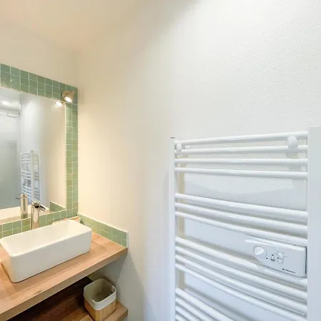 Apartment High Standing Swimming Pool 3 Min Away
