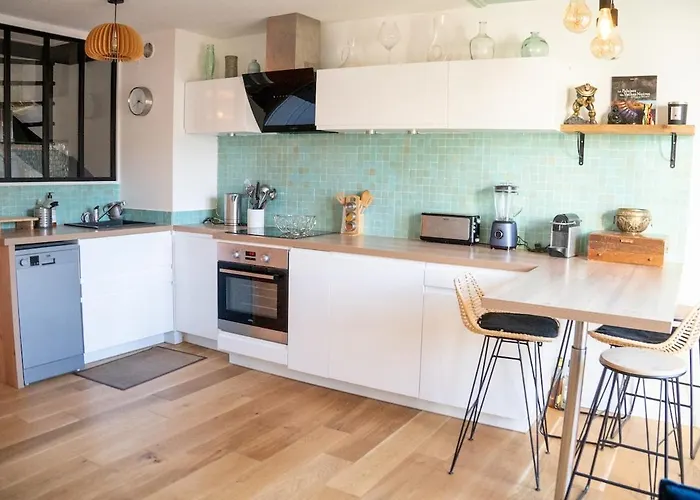 Διαμέρισμα High Standing Swimming Pool 3 Min Away